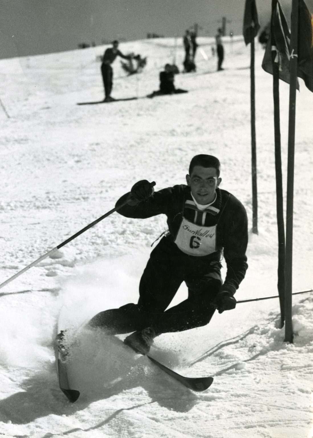 Darrell Robison skiing in Sun Valley - circa 1950s. - Alf Engen Museum ...